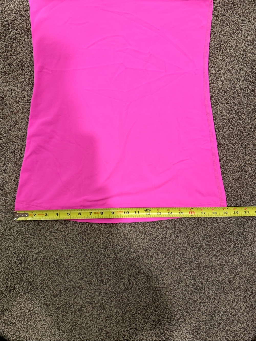 Lululemon Sz. 8 Cool Racerback Tank, Older Design-Hits at Low Hip, Hot Pink - Picture 8 of 8
